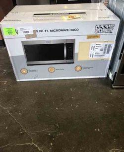 Brand New Still in box Whirlpool microwave RW5VN