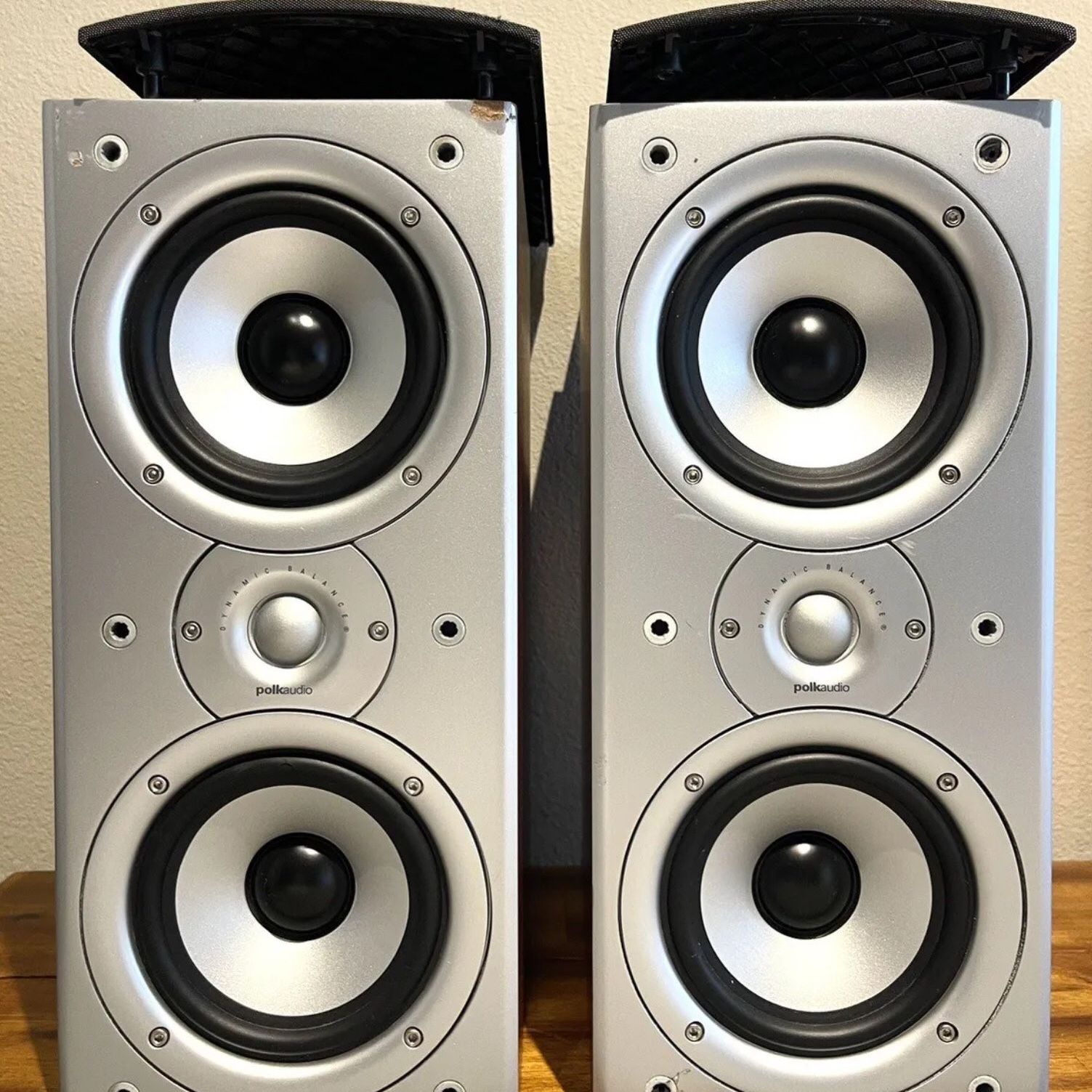 Polk Audio Monitor40 Series II Two-Way Bookshelf Loudspeaker (Cherry) Pair