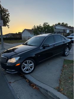 2012 MERCEDES BENZ C-250