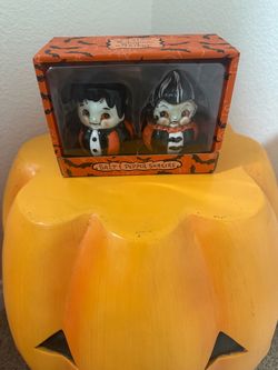 JOHANNA PARKER FRANKIE & BRIDE SALT & PEPPER SHAKER SET
