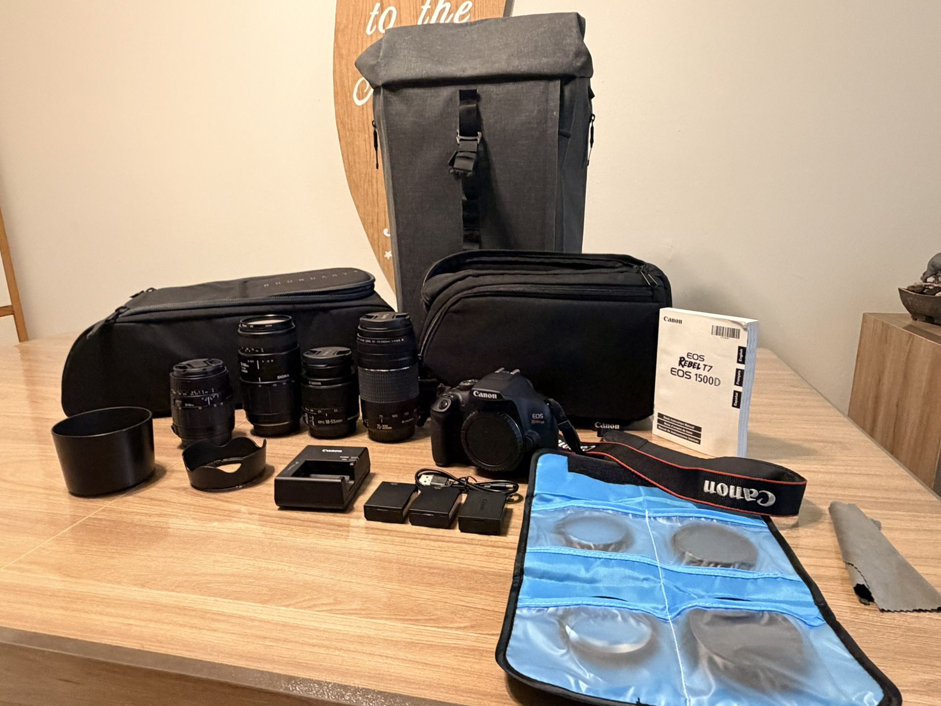 Canon Rebel T7 DSLR bundle