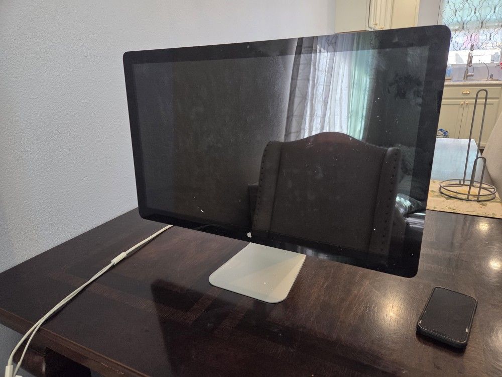 Thunderbolt Display.