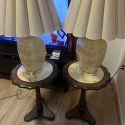 4set Lamps With Tables & Gold Trim Wall Mirror 