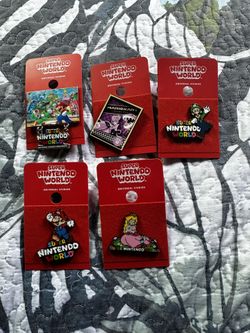 Super Nintendo World Pin Bundle