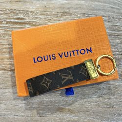Louis Vuitton Dragonne Key Holder Monogram Leather Key Chain New