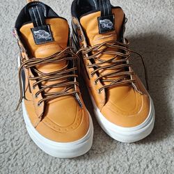 VANS SK8-HI MTE 2.0 DX APRICOT BLACK SIZE 8 MEN AND 9.5 WOMEN 