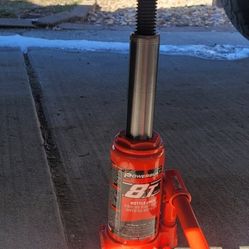 Powerbuilt 8 Ton Bottle Jack