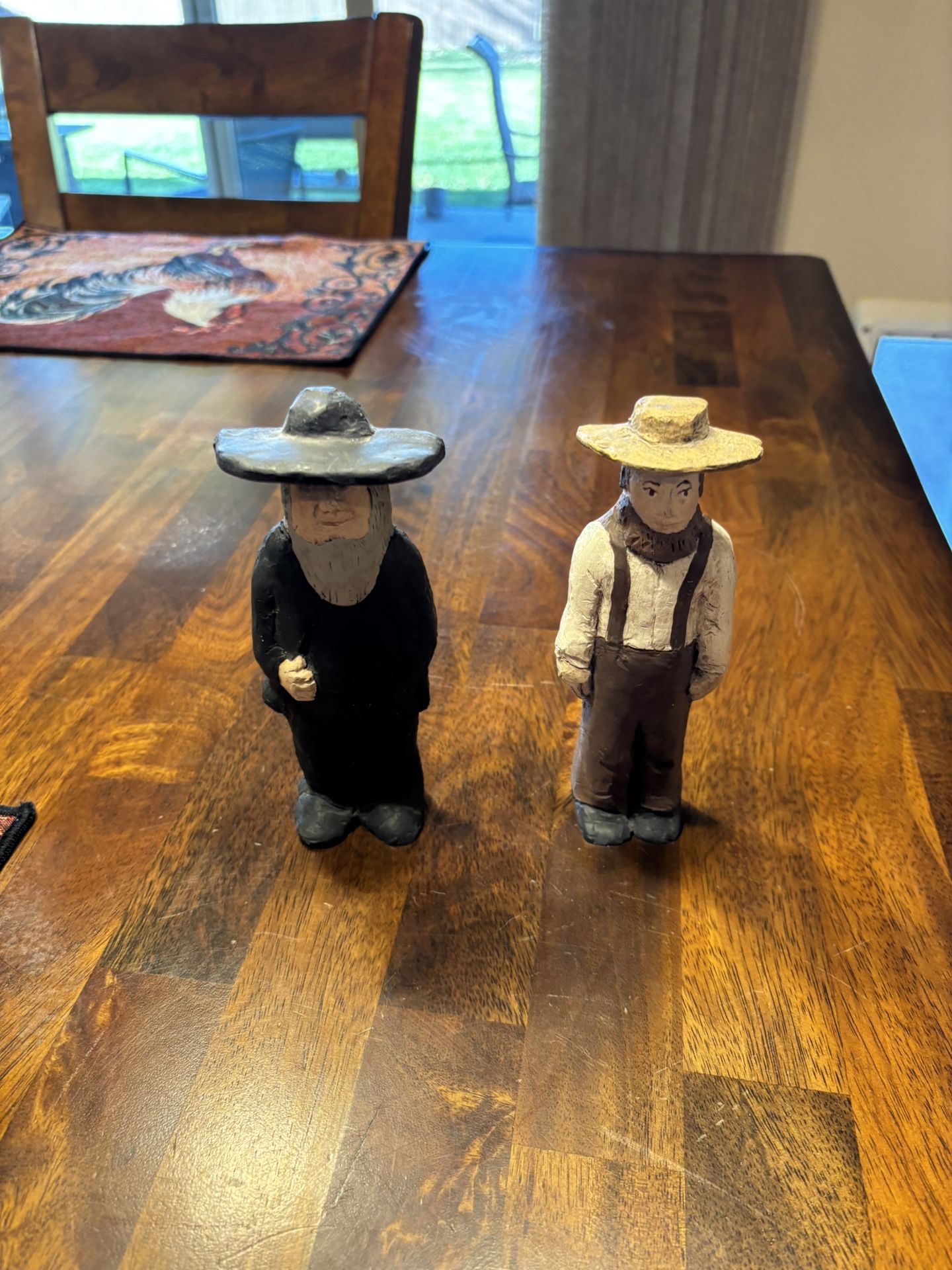 Vintage Amish Figurines