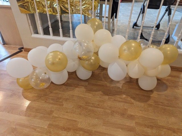 Last night balloons Arch