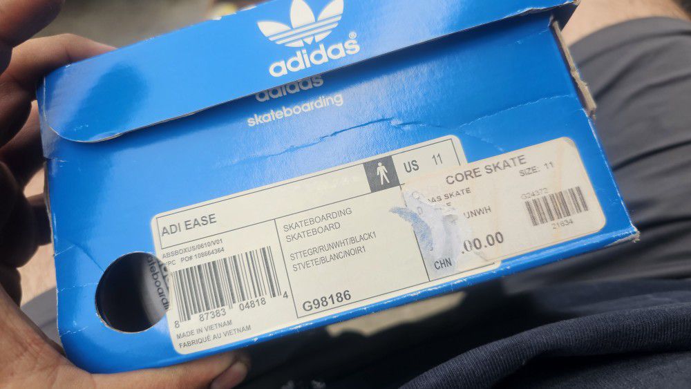 Adidas Forum Lo 84 LAKERS for Sale in Torrance, CA - OfferUp