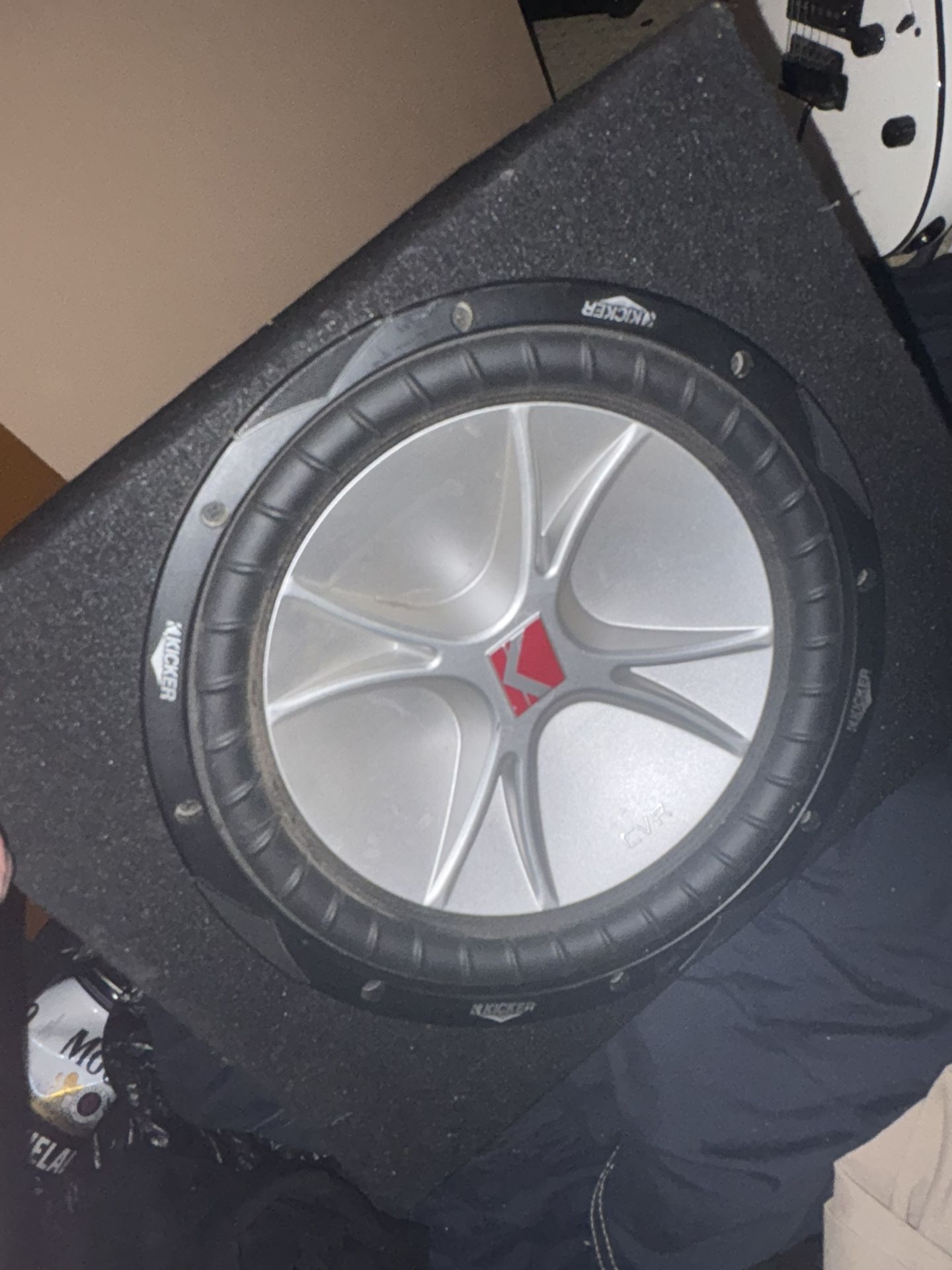 Kicker Sub 12