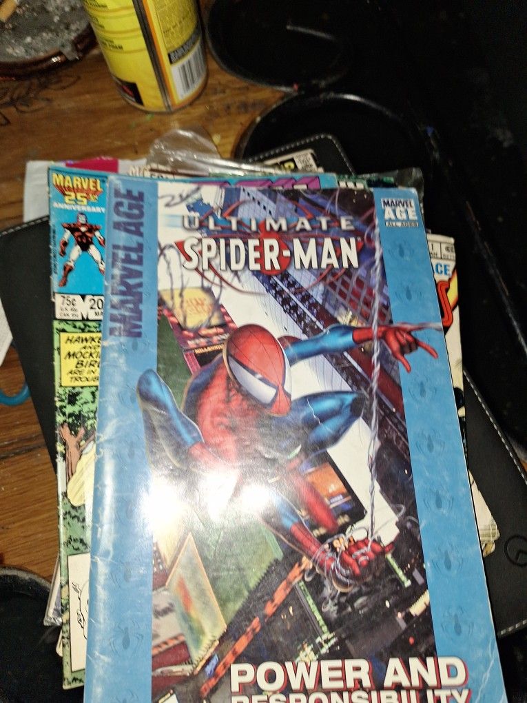 Ultimate Legendary Hero Comic Book Bundle Will Sell Every Comic Book In This Post Right Now For $225 Or Best Offer