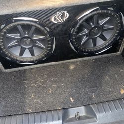 2 Kicker 12s 