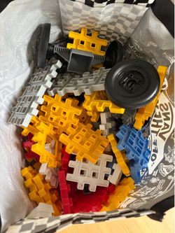 Little Tikes Waffle Building Blocks Set With Wheels