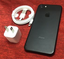 iPhone 7 128GB Factory Unlocked