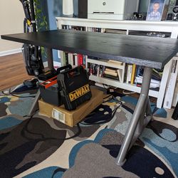 Ikea Idasen adjustable height desk (50% Off)
