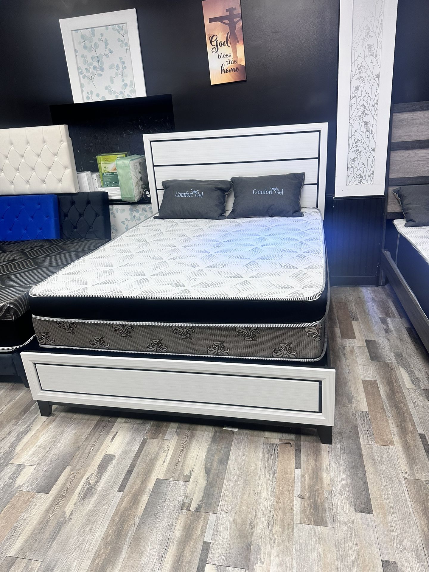  🛌 Queen Mattress Come With Bed Frame (Headboard & Footboard) + Box Spring – Ready for Delivery Today!