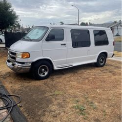 2000 Dodge Ram Conversion Camper Van