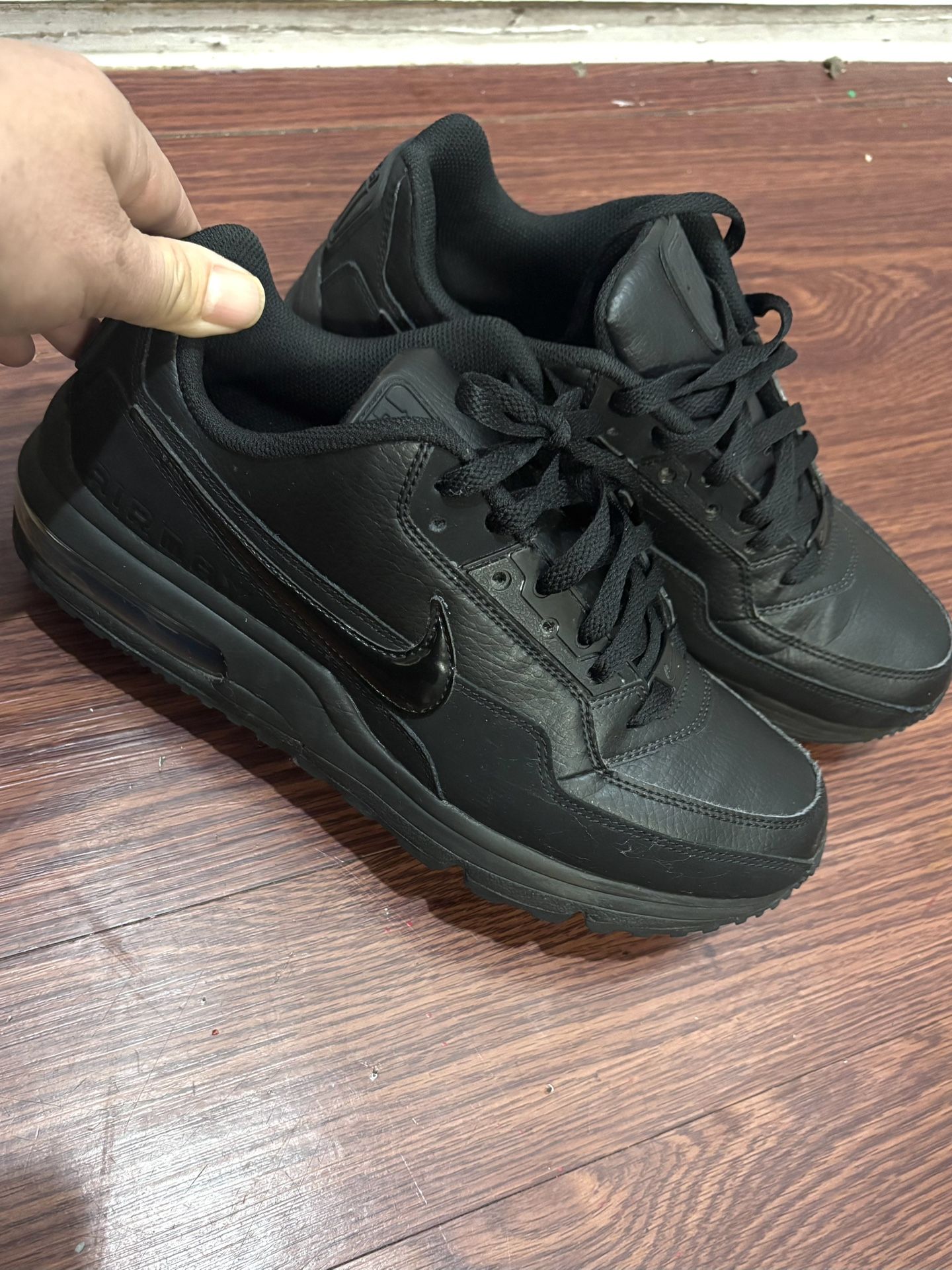 Nike Air Max L T D Men’s Running Shoes Size 8 Like New