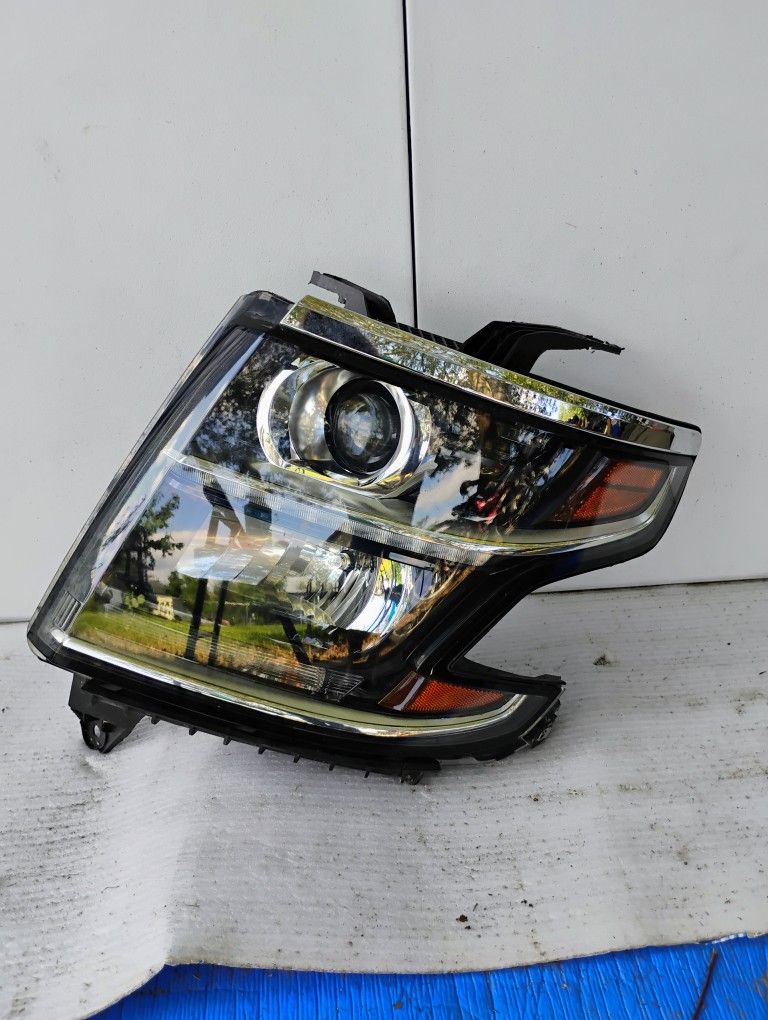 2015 TO 2020 CHEVY TAHOE/SUBURBAN HEADLIGHT