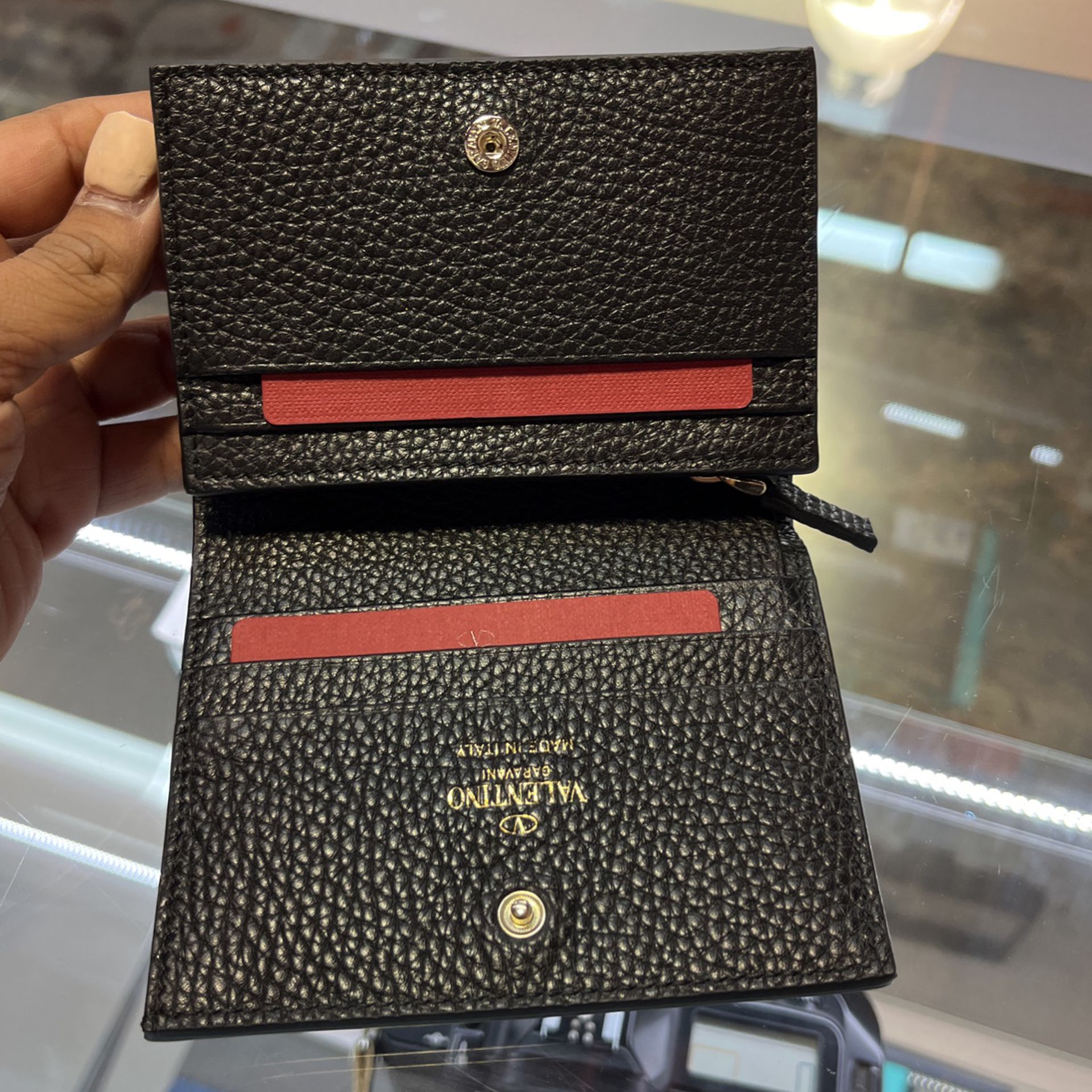 Valentino Wallet for Sale in Irving, TX OfferUp