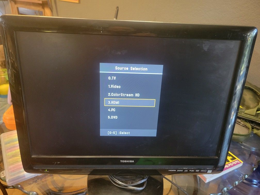 22" Toshiba LCD TV/DVD
