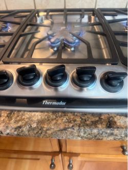 Gas cooktop thermador