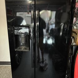 GE Black Side By Side Refrigerator