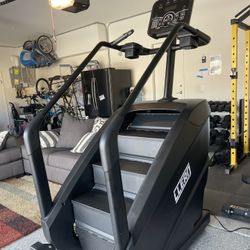 Brand New LLERO COMMERCIAL X3 STAIRMASTER / STAIR CLIMBER - Free Delivery & Assembly