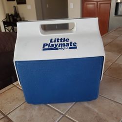 Cooler 6- Pack ( Little Playmate By Igloo)