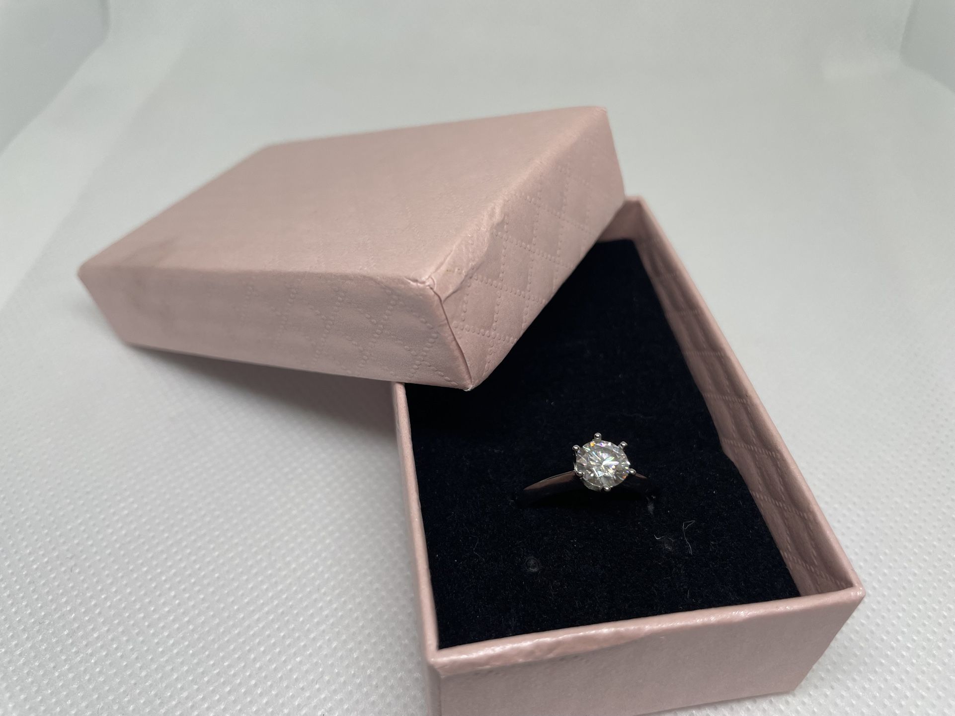 Moissanite Diamond Ring