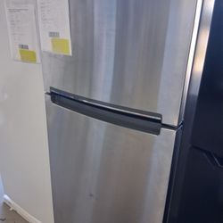 Top And Bottom Refrigerator 