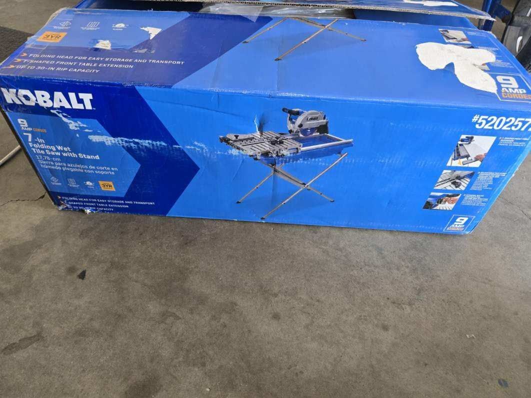 Kobalt Folding Head 9-Amp 7-in Corded Sliding Table Tile Saw with Stand