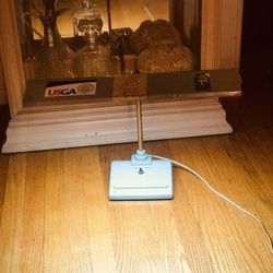 Vintage Metal Sightmaster Art  Specialty Lamp Please View Pics And Read Description 