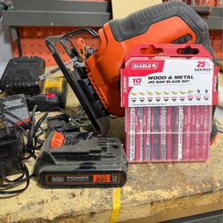 20v Black and Decker jig saw w/battery and blade set