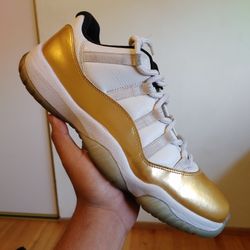 Jordan 11 Low Closing Ceremony - Size 10.5
