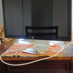 Apple A1267 24 inch Widescreen TFT Monitor