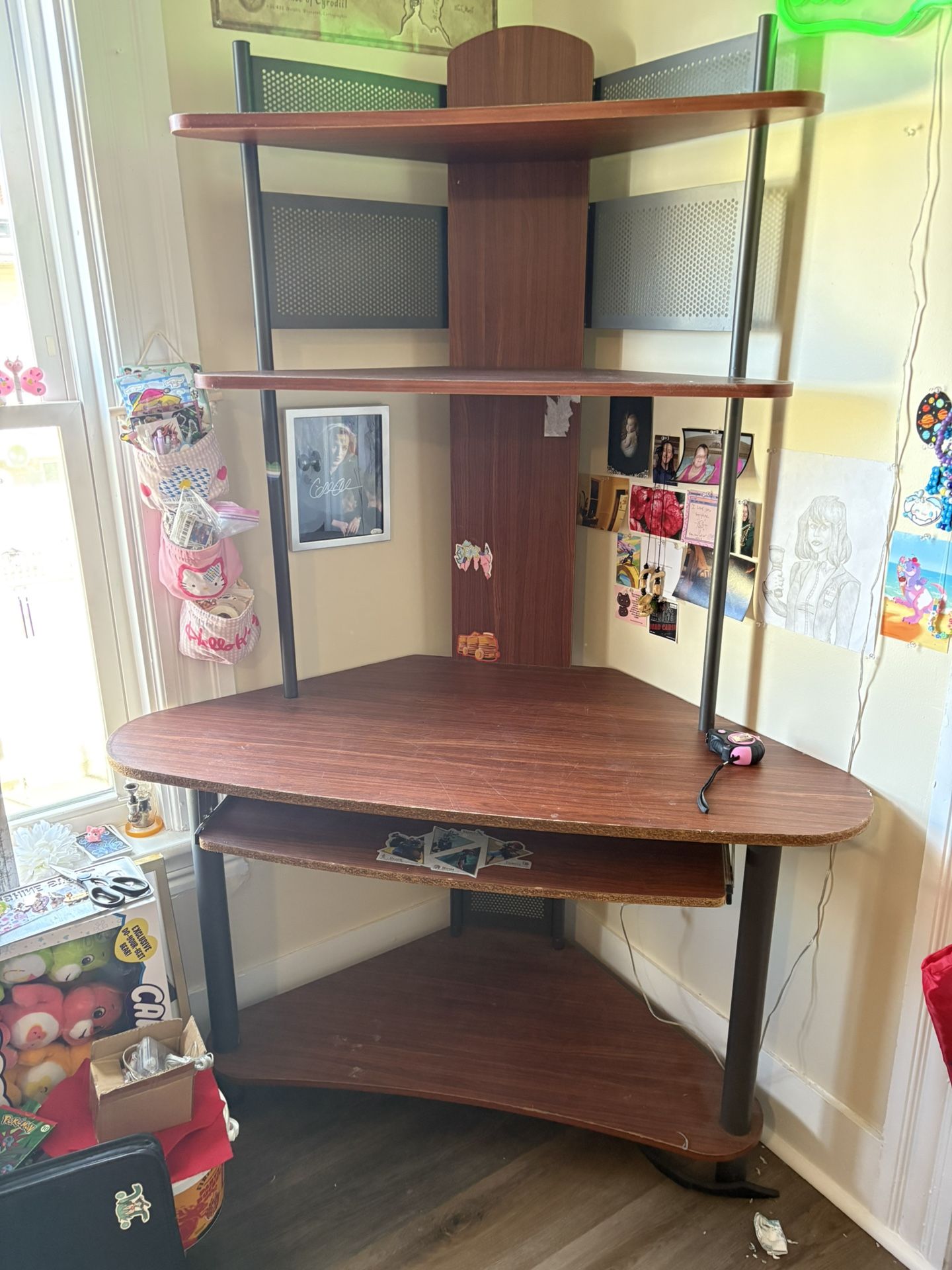 Corner Desk