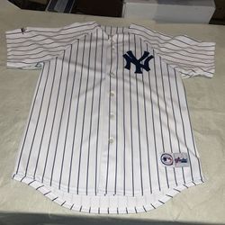 New York Yankees Majestic Jersey Mens Large White Sewn Clean PinStripes vintage