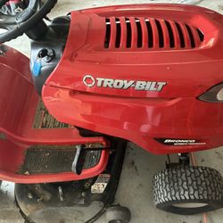 Troy-bilt Riding Lawnmower 