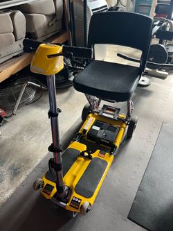 Luggie Mobility Travel Scooter