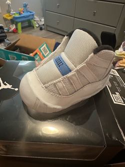 Jordan 11s size 3
