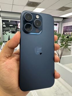 iPhone 15 Pro 128GB Unlocked (Financing Available)