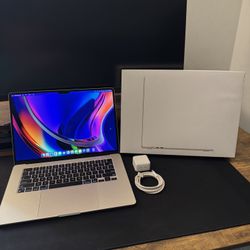 15" MacBook Air 2023 (512GB) Bundle