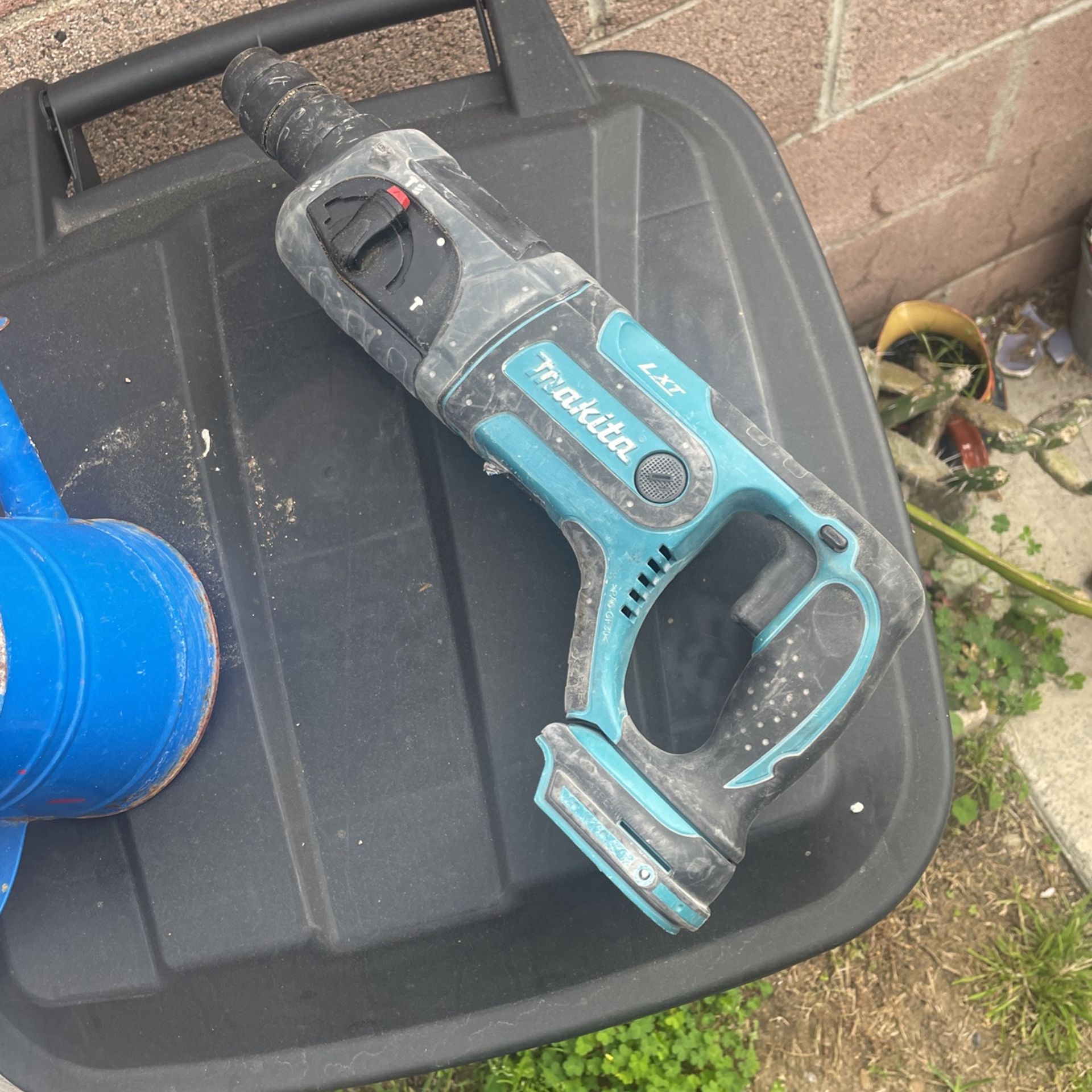 Hammer Drill Makita 