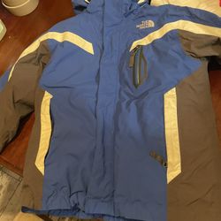 The North Face 2 In 1 Jacket For Kids 7-8 Years Old