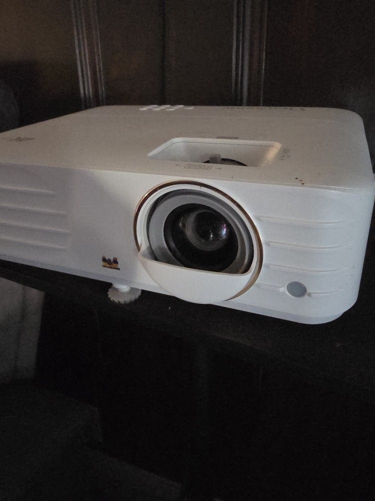 ViewSonic UHD 4K Projector
