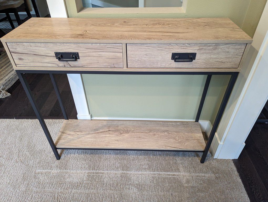 Console/Entry Table
