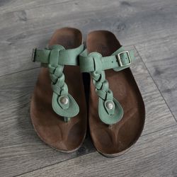Sandles