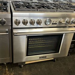 Thermador 36”Wide Dual Fuel Range Stove Stainless Steel 